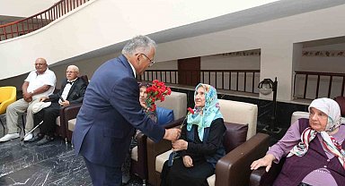 Başkan Büyükkılıç'tan Yaşlılara Saygı Haftası mesajı