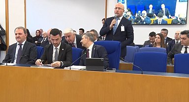 Bayram ikramiyesinin 4 bin lira olmasını içeren kanun teklifi TBMM Plan Bütçe Komisyonunda