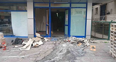 BİM market deposunda korkutan yangın