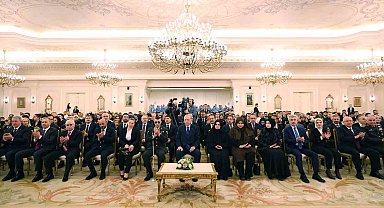 Cumhurbaşkanı Erdoğan: "Hiçbir silah vatan sevgisine, millet sevgisine galip gelemez"