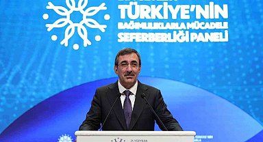 Cumhurbaşkanı Yardımcısı Yılmaz: "Son günlerde maalesef yargı süreçlerimizle ilgili sokaklarda hukuk dışı, hukuka aykırı bir takım eylemlerin, söylemlerin yaşandığını gördük"