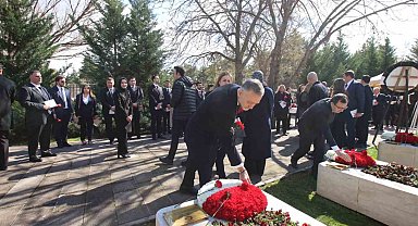 Dışişleri Şehitliğinde diplomatlar için anma töreni düzenlendi