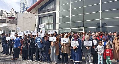 Doruk Madencilik işçileri aileleriyle Yıldızlar Holding önünde