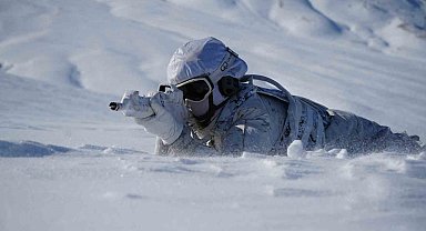 Eksi derecelerde hayatta kalma ve savaşma sanatı: 'Özel Kuvvetler Kış Eğitimi'