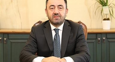 İl Müftüsü Ayvaz: "Kadir Gecesini, gafletle geçen yıllarımızın telafisi için bir fırsat olarak görmeli ve en verimli şekilde değerlendirmeliyiz"