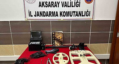 Jandarmadan kaçak kazı operasyonu: 5 gözaltı