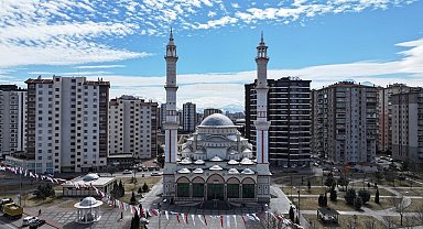 Kocasinan'da camiler, Ramazan ayında da gül kokuyor