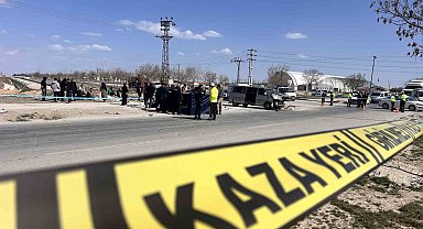 Konya'da minibüs ile tır çarpıştı: 1 ölü, 5 yaralı