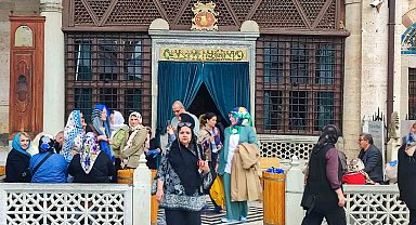 Konya'da Sakal-ı Şerif ziyarete açıldı