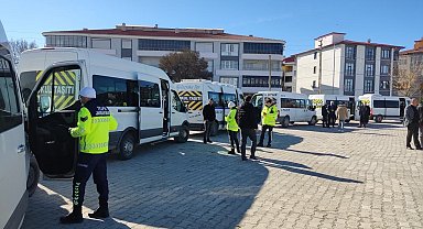 Kulu'da öğrenci servis araçları denetimi devam ediyor