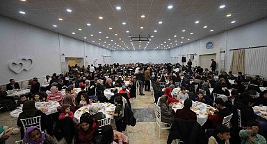 Niğde Belediyesi mahalle iftarları devam ediyor