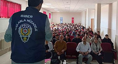 Niğde Emniyet Müdürlüğü ekiplerinin bilgilendirme çalışamaları sürüyor