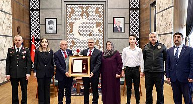 Niğdeli şehit uzman çavuşun ailesine Devlet Övünç Madalyası verildi