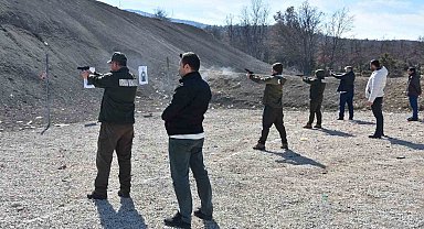 Orman muhafaza memurlarına atış talimi