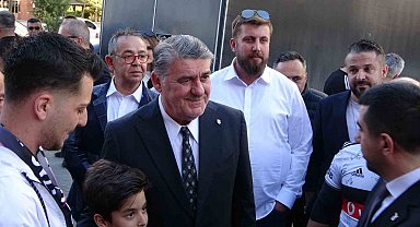 Serdal Adalı, Konya Beşiktaşlılar Derneği'nin yeni yerinin açılışına katıldı