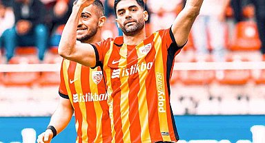 Talha ve Karimi ilk gollerini attı