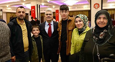 Vali Çelik, şehit aileleri ile bir araya geldi