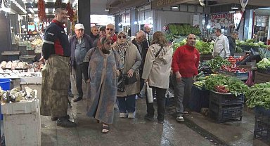 Ankara'da, boykot çağrısından istenilen karşılık gelmedi: AVM ve dükkanlarda yoğunluk devam etti