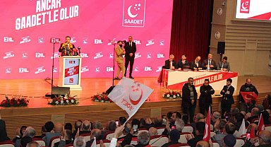 Arıkan: "Siyasi tercihleri üzerinden firmaları, sanatçıları boykot adı altında hedef göstermeyi yanlış buluyoruz"