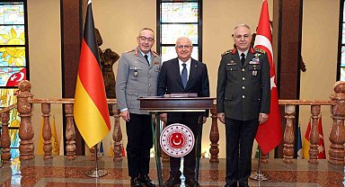 Bakan Güler, Almanya Genelkurmay Başkanı Breuer'i kabul etti