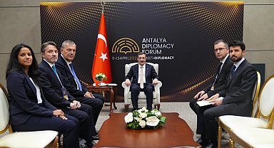 Cumhurbaşkanı Yardımcısı Yılmaz, UNRWA Genel Komiseri Lazzarini ile görüştü