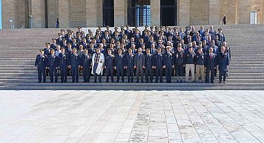 Emniyet Teşkilatı Anıtkabir'i ziyareti etti