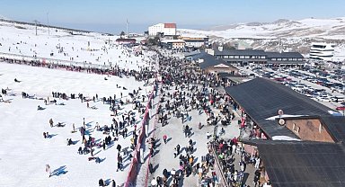 Erciyes'i 2 milyon 750 bin kişi ziyaret etti
