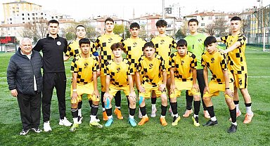Kocasinan Şimşekspor şampiyon oldu