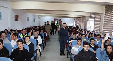 Lise öğrencilerine JSGA ve KADES tanıtıldı