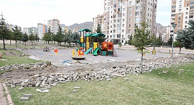 Melikgazi'de Şairler Parkı'nda yapım çalışmaları sürüyor