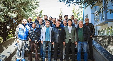 Mesut Bakkal, basın mensuplarıyla bir araya geldi
