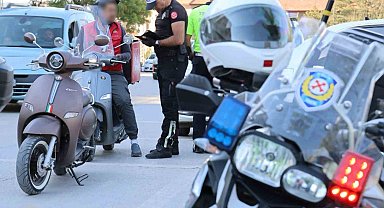 Aksaray'da 2 bin 500 motosiklet sürücüsüne kask cezası