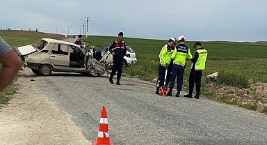 Aksaray'da otomobiller çarpıştı: 1 ölü, 3 yaralı