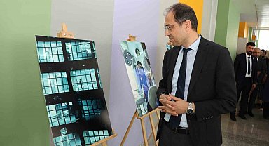 Sağlık çalışanlarının gözünden ebeler ve hemşireler objektiflere yansıdı