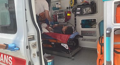 Acemi kasaplar kendilerini yaraladı