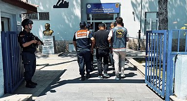 Açık alanda köpek dövüştüren şahıslara operasyon: 8 gözaltı