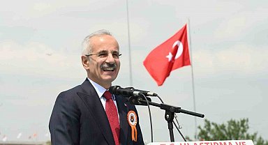 Bakan Uraloğlu: "Hayata geçirdiğimiz her iki uygulamada da Mozart'ın Türk Marşı çalıyor, sırada Mehter Marşı var"