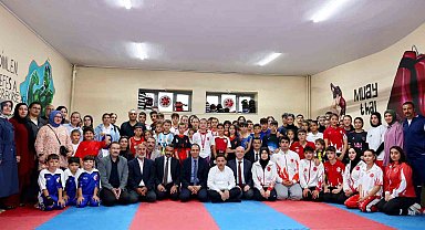 Vali Çiçek'ten Erva Sağlık Spor Kulübü'ne ziyaret