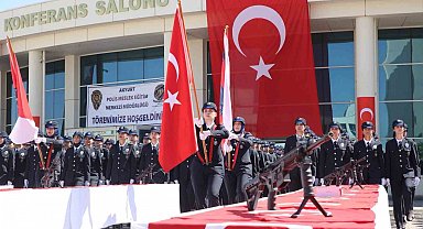 Akyurt POMEM'in yeni mezun kadın polisleri yemin ederek göreve başladı