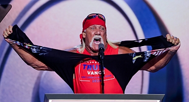 Amerikan güreşi yıldızı ve oyuncu Hulk Hogan 71 yaşında hayatını kaybetti