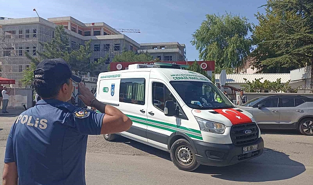 Ateşin ortasında kahramanca mücadele ettiler, şimdi sonsuzluğa uğurlanıyorlar
