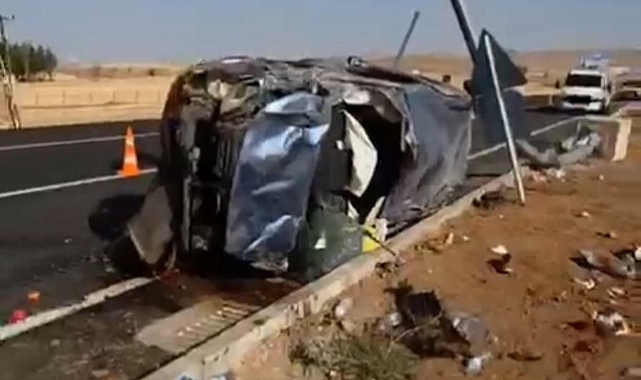 Düğün dönüşü kaza: 2 ölü, 4 yaralı