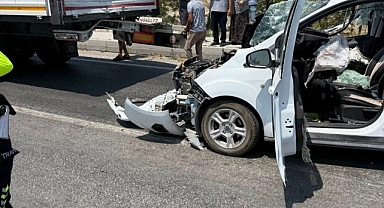 Karapınar’da Feci Kaza: Otomobil Tıra Arkadan Çarptı, Sürücü Ağır Yaralandı