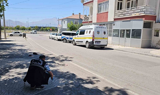 Kayseri'de bıçaklı kavga: 1 ağır yaralı