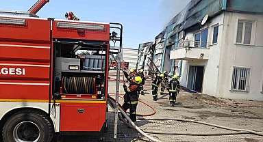 Kayseri'de mobilya fabrikası yangını