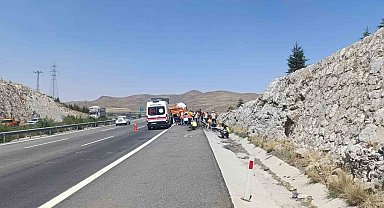 Niğde-Adana Otoyolu'nda trafik kazası: 2'si ağır 6 yaralı