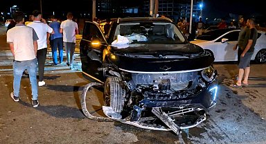 Aksaray'da iki araç çarpıştı: 7 yaralı