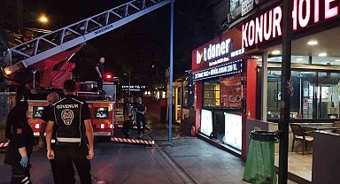 Ankara'da 4 katlı binada yangın çıktı