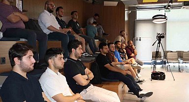 Ankara'da yapay zeka ve kolektif akıl masaya yatırıldı