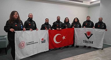 Bakan Kacır: "5'inci Ulusal Arktik Bilimsel Araştırma Seferi başarıyla tamamlandı"